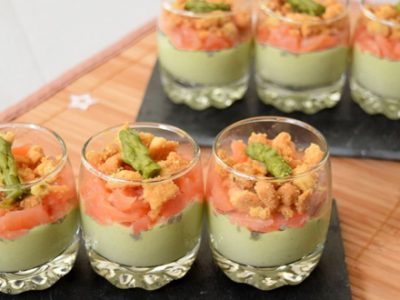 Verrines sans gluten saumon et mousseline d'asperges